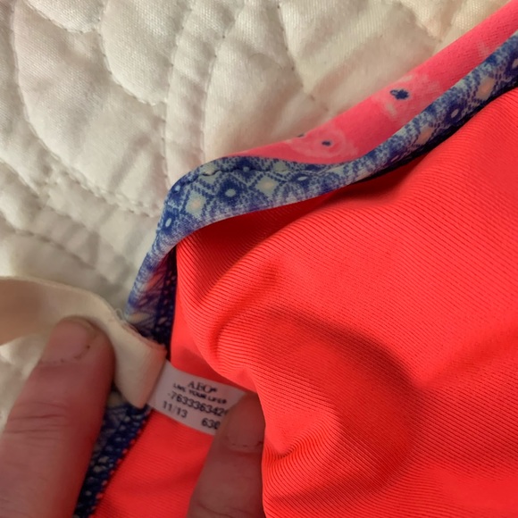 Bikini - Picture 4 of 5